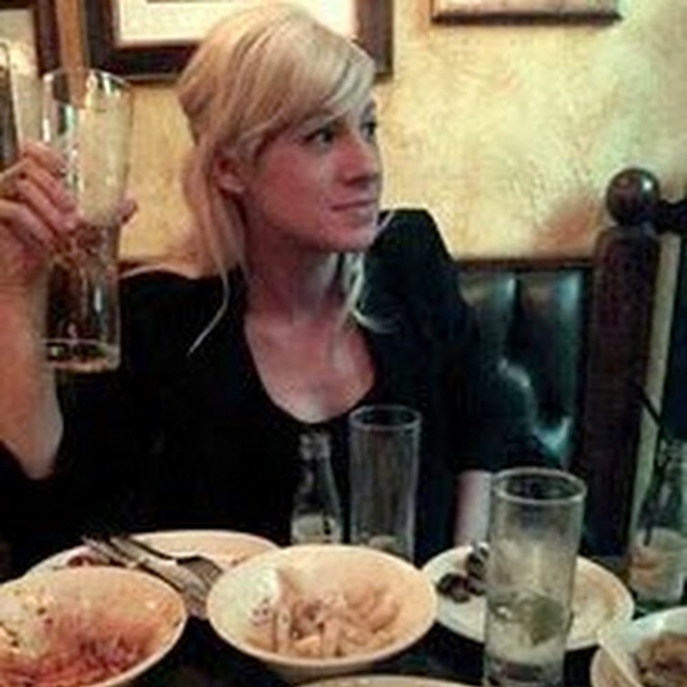 Meet your Posher, Ashly